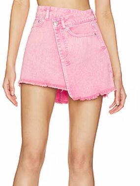 Steve Madden Hot Pink Denim Skort